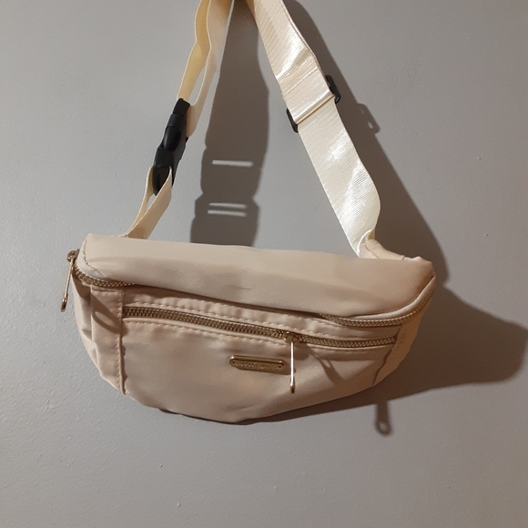 fashion kingpin creations Handbags - Fashion Kingpin Creations New Cream Fanny Pack Mini Bag